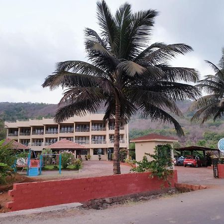Sagar Sawali Beach Resort Karde Dāpoli Exterior foto