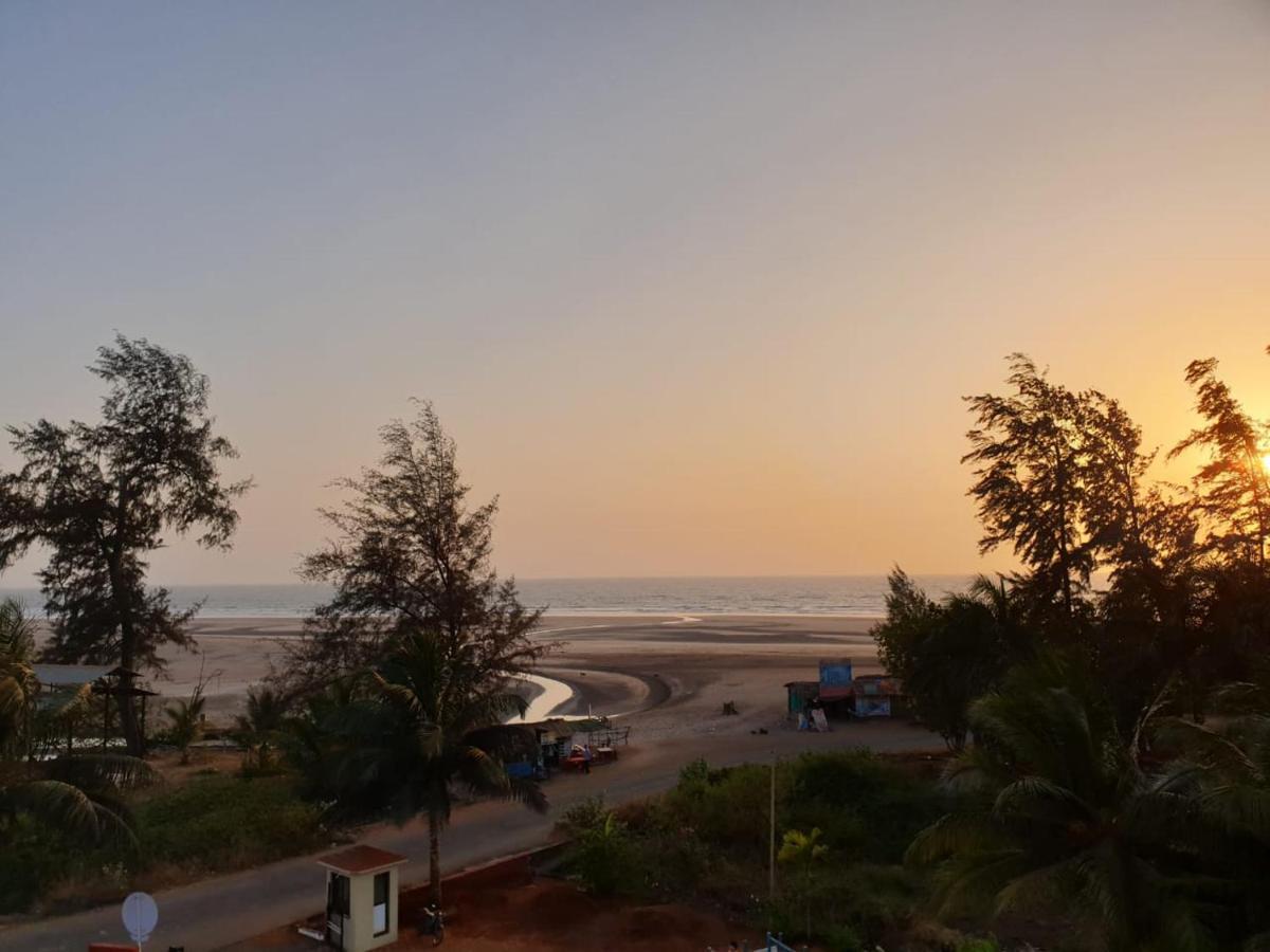 Sagar Sawali Beach Resort Karde Dāpoli Exterior foto